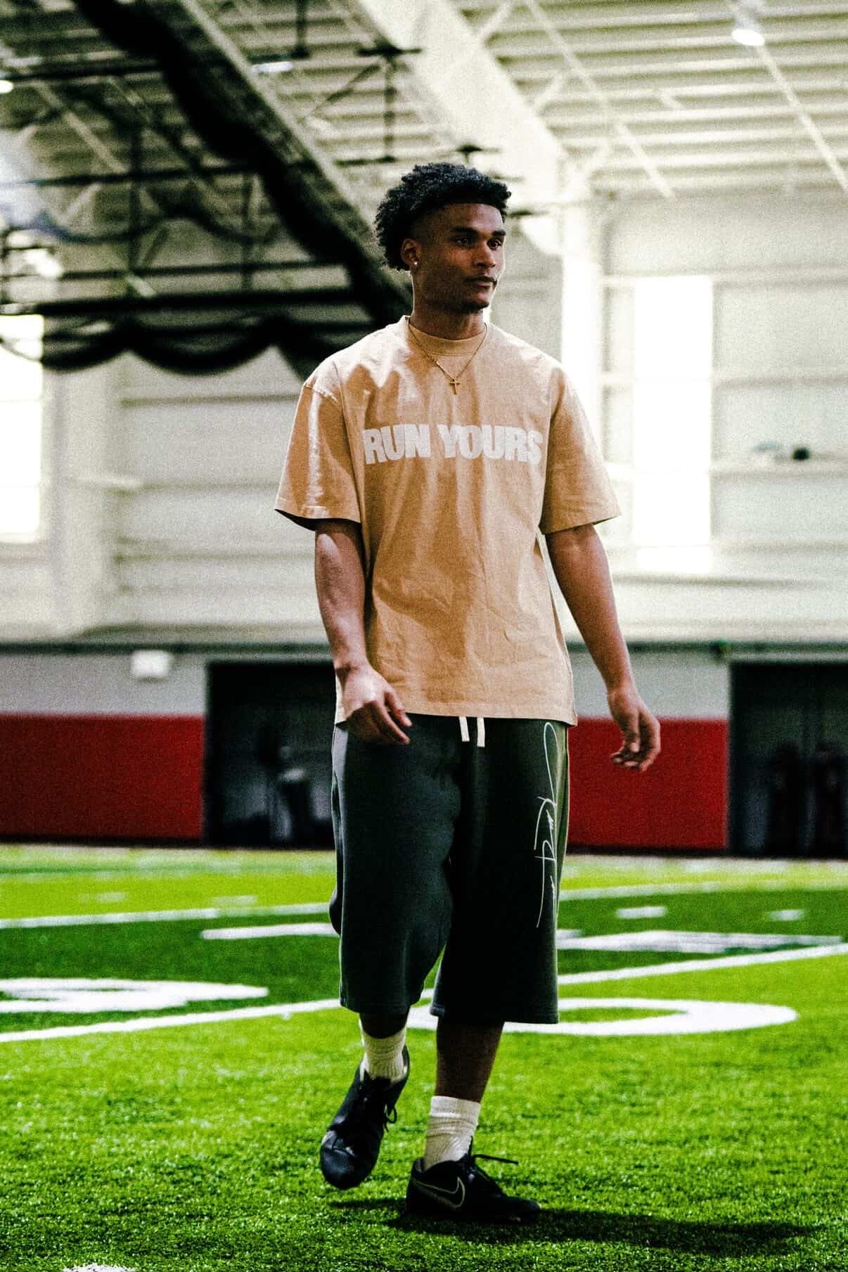 RUN YOURS TEE